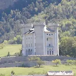 Col Du Mont فندق