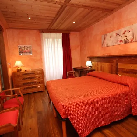 מלון Col Du Mont 2*