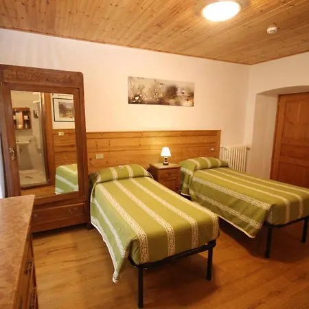 Col Du Mont Hotel 2*