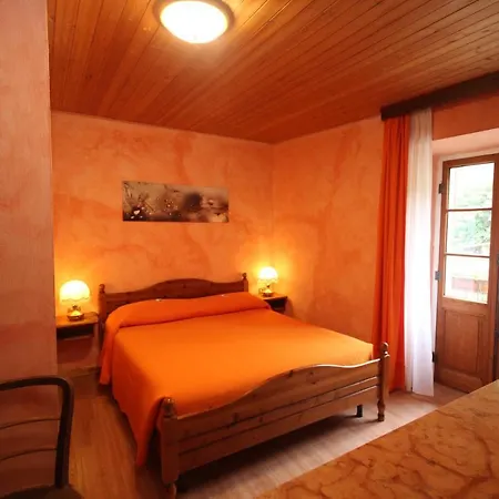 Col Du Mont Hotel Arvier