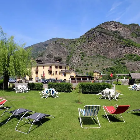 Col Du Mont Hotel Arvier