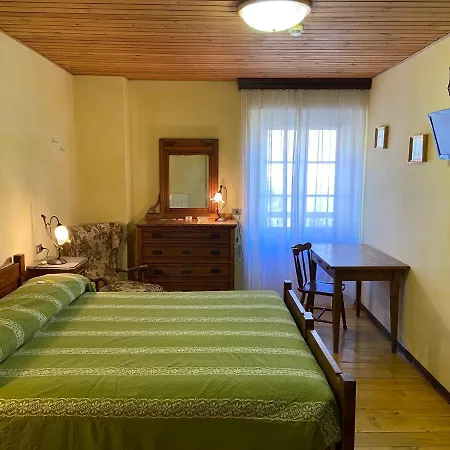 Hotel Col Du Mont