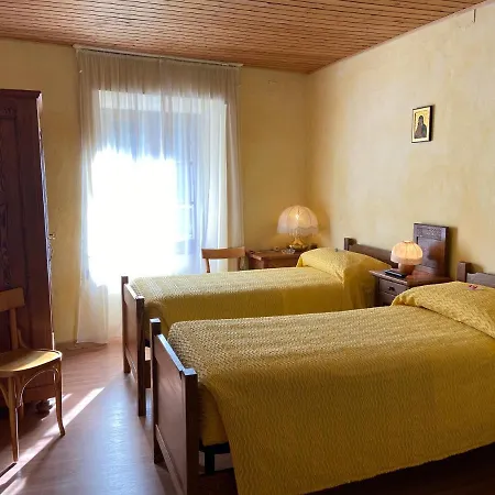 Col Du Mont Hotel 2*