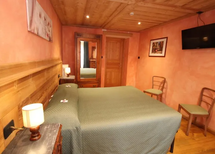 Col Du Mont Hotell 2*