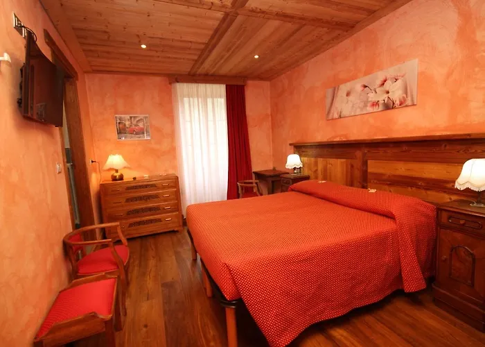 Hotell Col Du Mont 2*