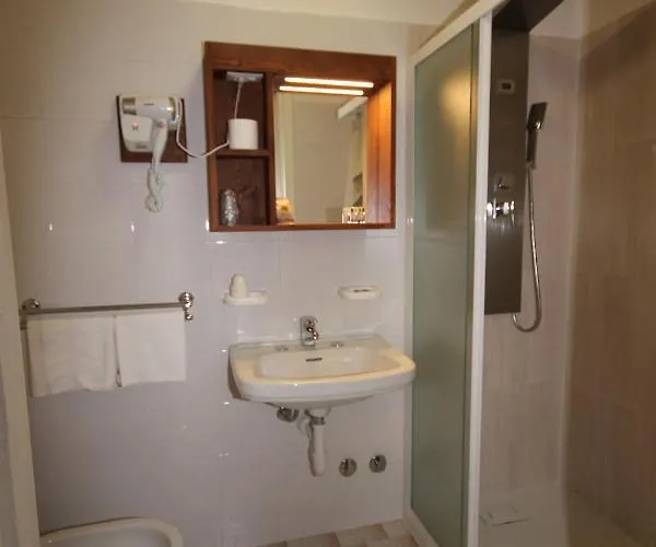 Hotell Col Du Mont 2*