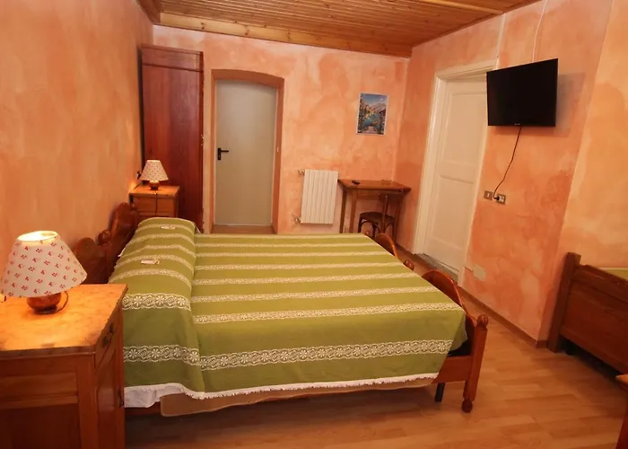 Col Du Mont Hotell Arvier