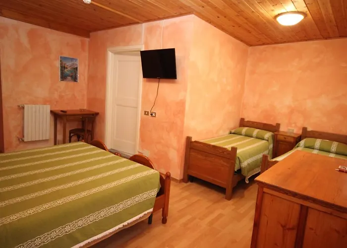 מלון Col Du Mont 2*