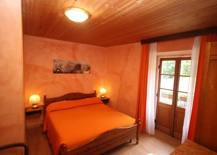 Col Du Mont Hotell Arvier