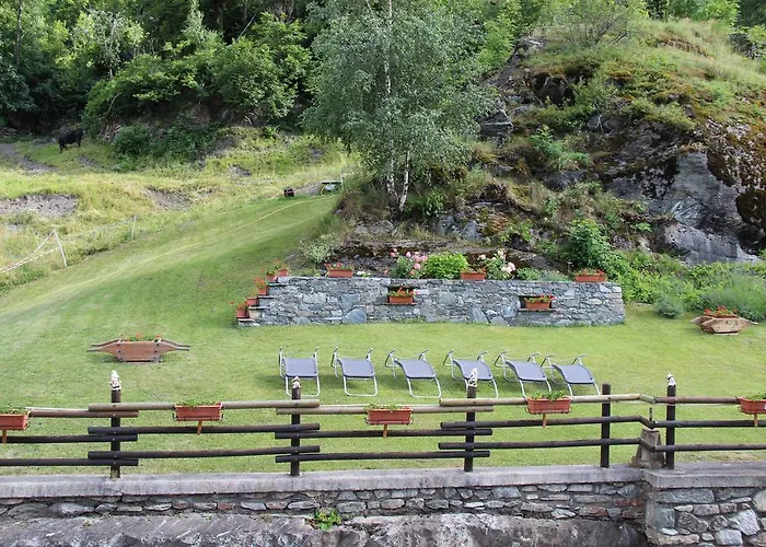 Hotell Col Du Mont 2*