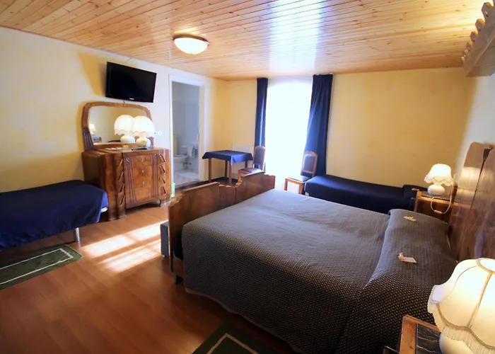 Col Du Mont 2* Arvier