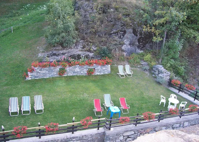 Col Du Mont 2* Arvier